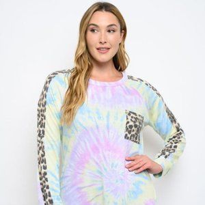New Junior's Boutique colorful tie dye top